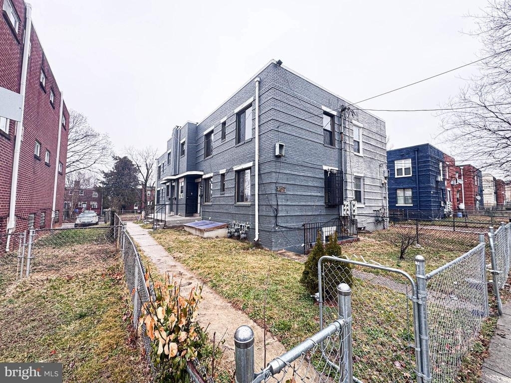 4630 Hillside Road Se - Photo 27
