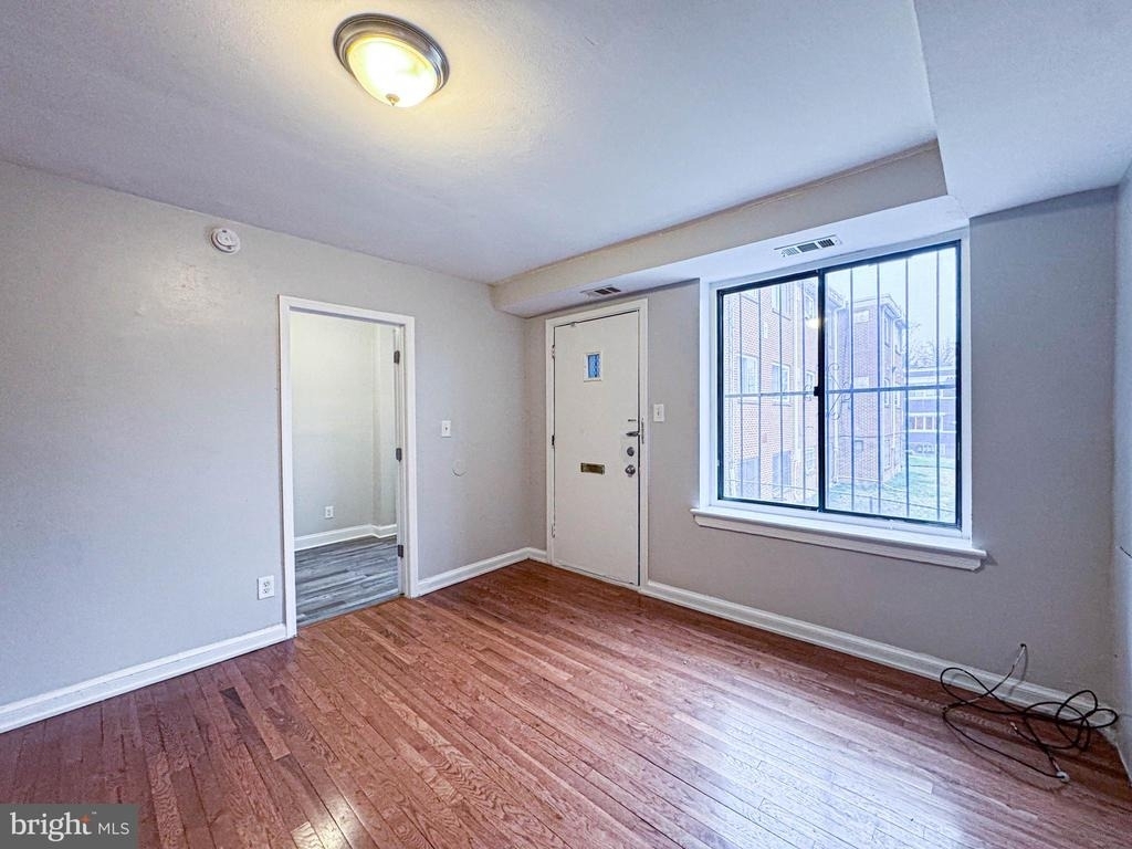4630 Hillside Road Se - Photo 10