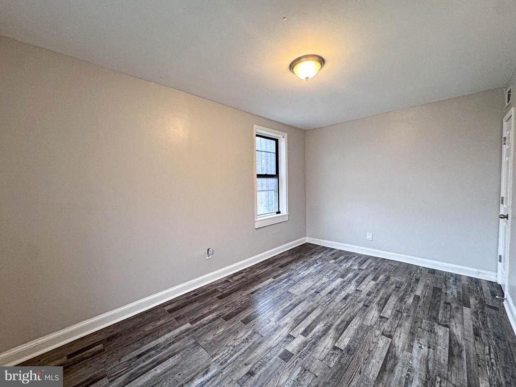 4630 Hillside Road Se - Photo 4