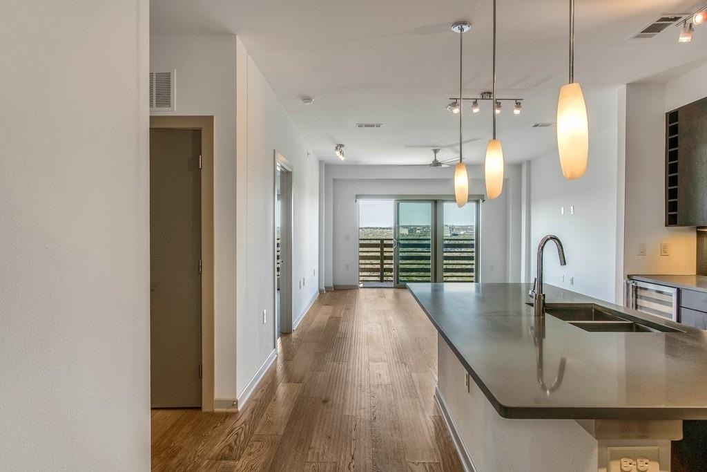 3600 S Lamar Blvd - Photo 1