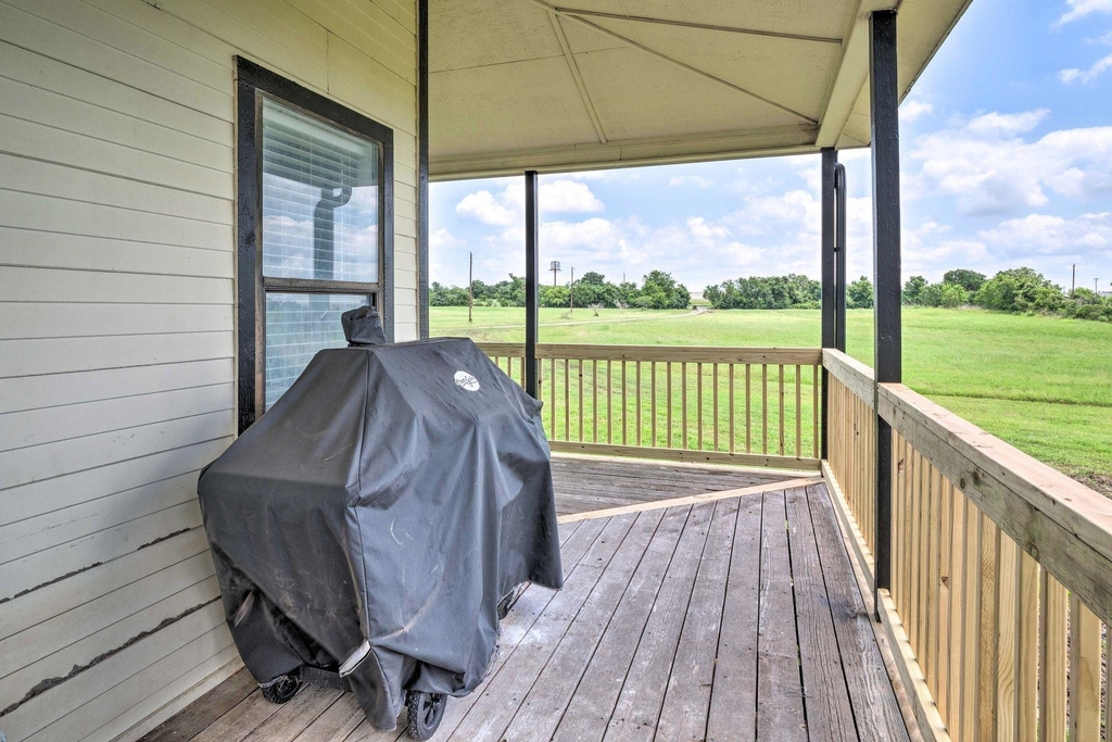 15805 Richards Dr - Photo 24