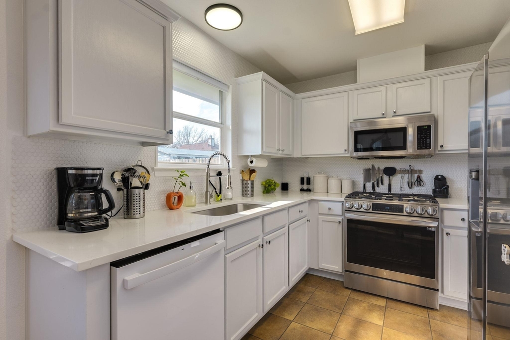 507 Clear Spring Ln - Photo 8