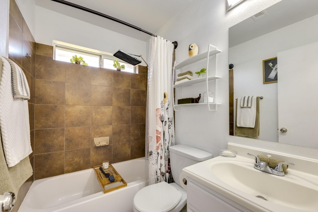 507 Clear Spring Ln - Photo 12