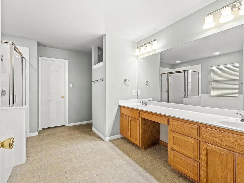 2200 N Shields Dr - Photo 12