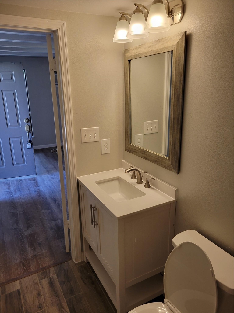 5916 Lago Vista Way - Photo 8