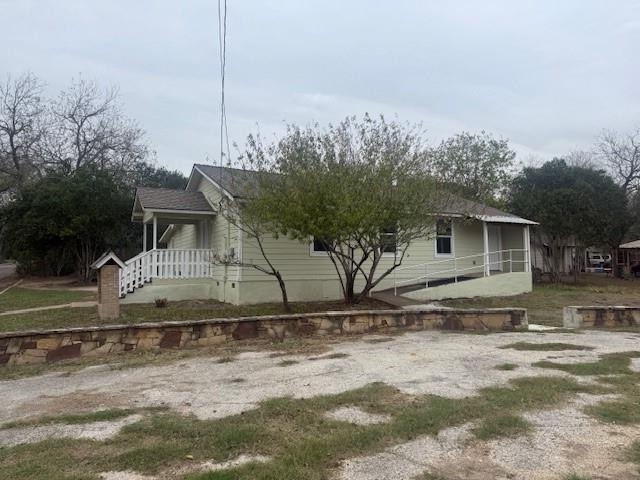823 Monterrey St - Photo 2