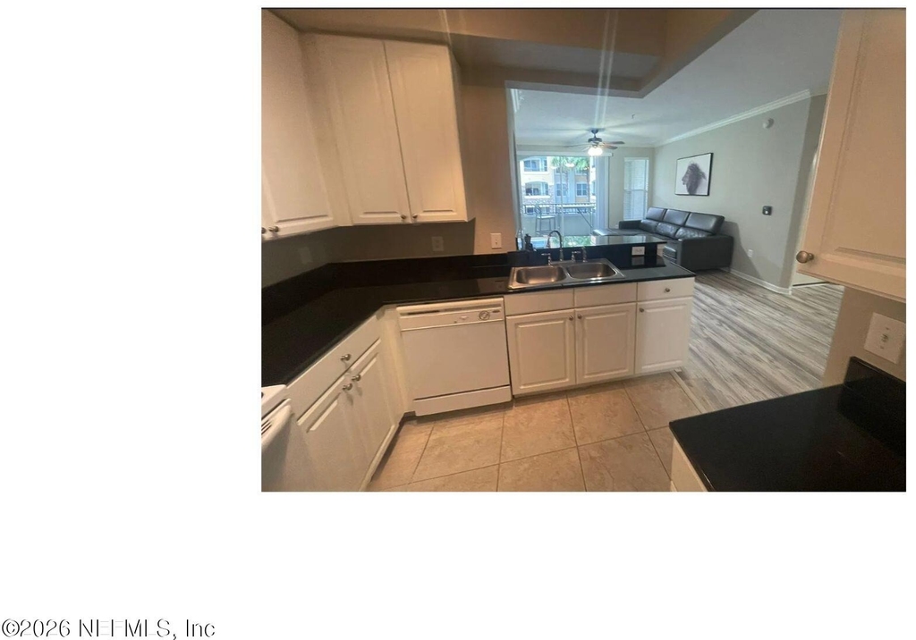 8539 W Gate Prwy - Photo 9