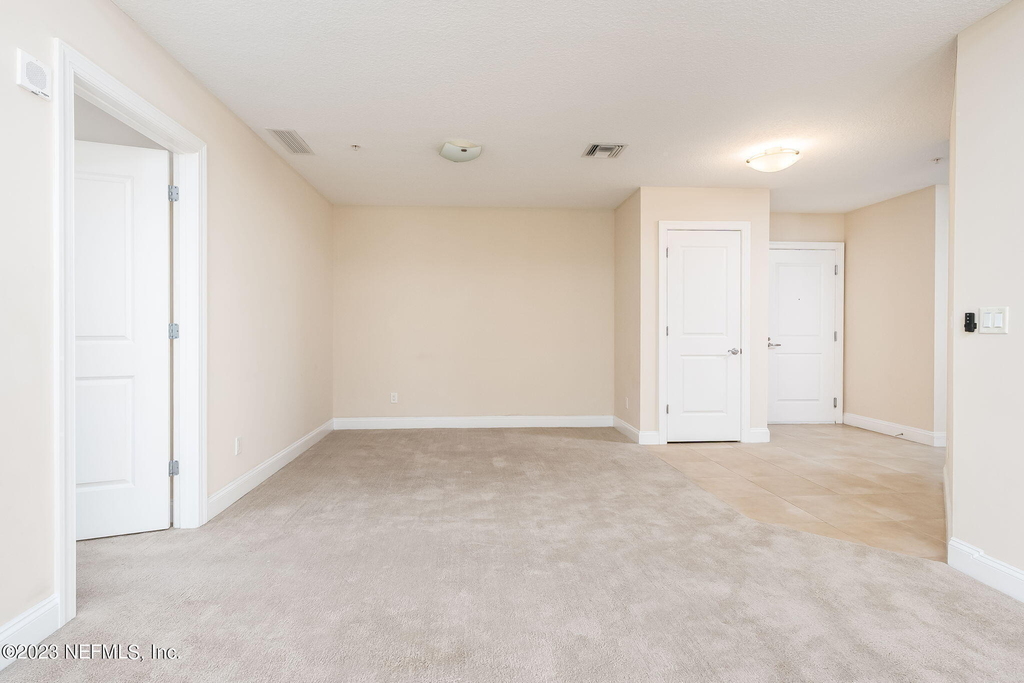 1431 Riverplace Boulevard - Photo 26