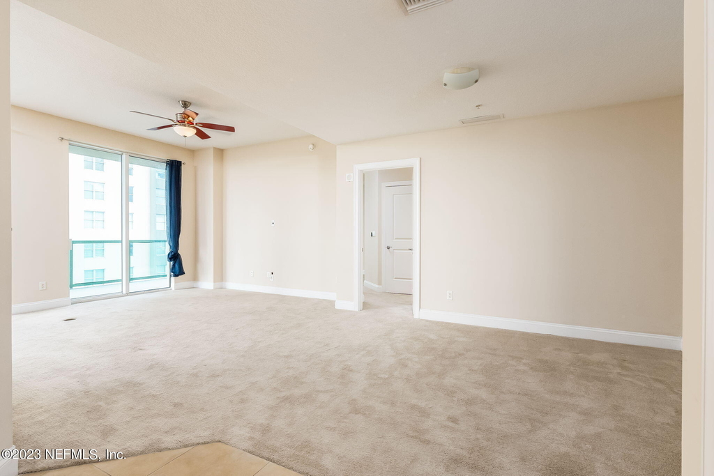 1431 Riverplace Boulevard - Photo 7