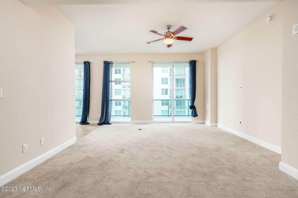 1431 Riverplace Boulevard - Photo 27