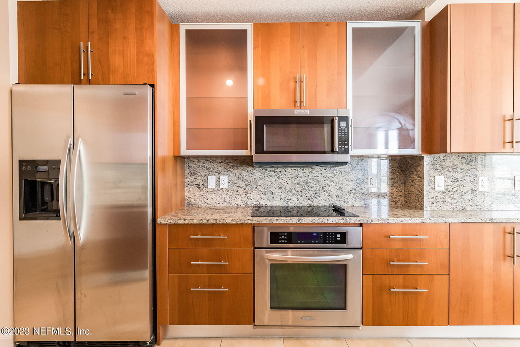 1431 Riverplace Boulevard - Photo 5