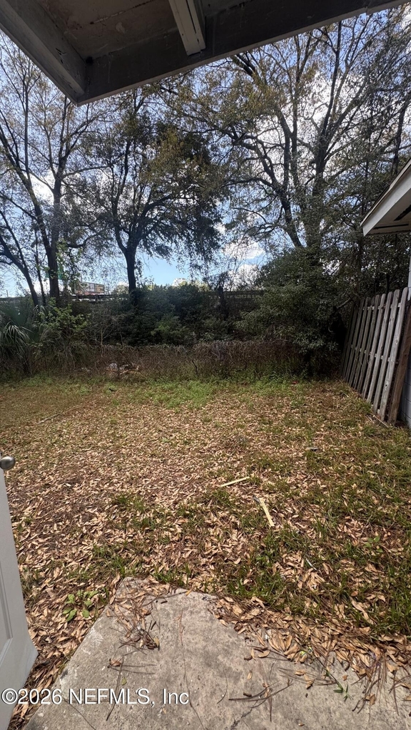 1052 Maynard Street - Photo 6