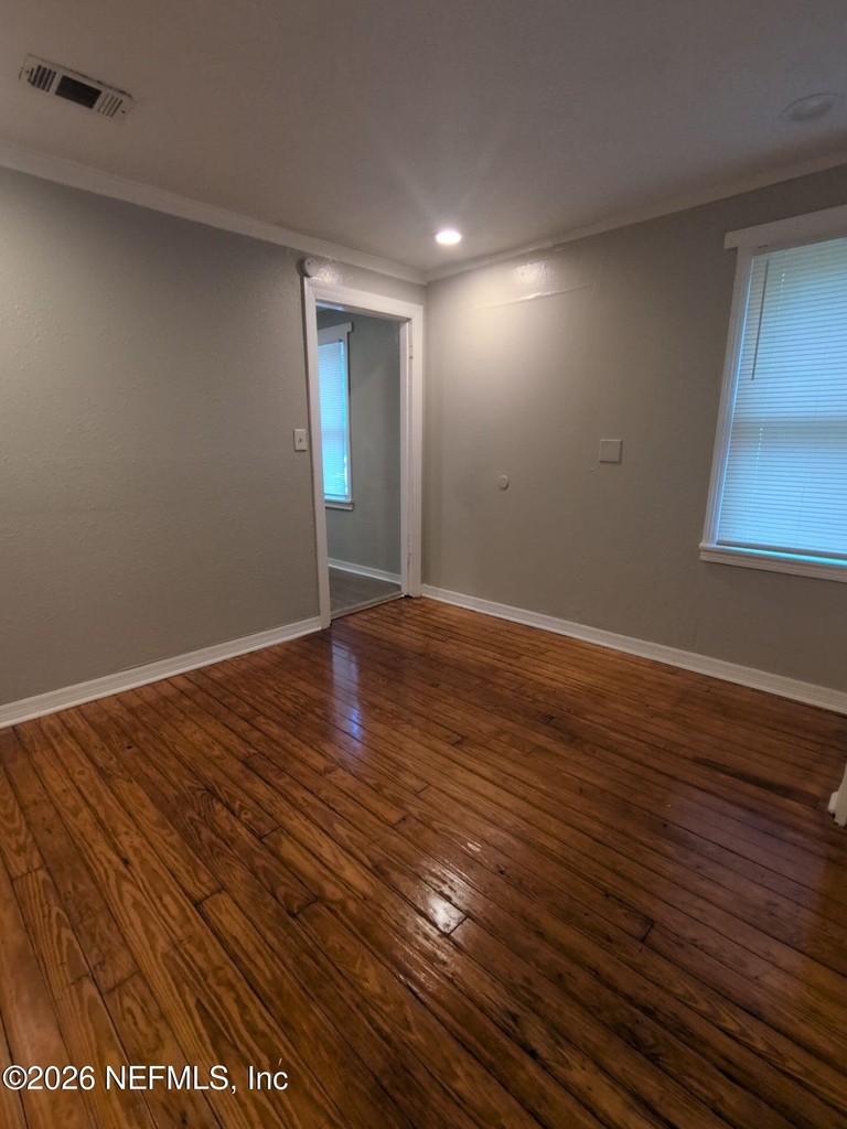 1037 Detroit Street - Photo 9