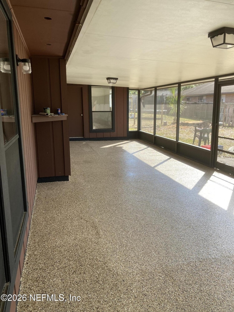 5240 River Park Drive - Photo 13