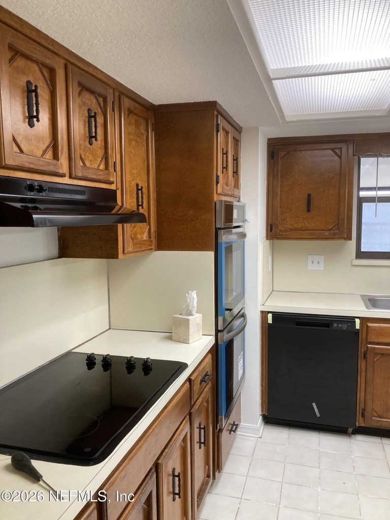 5240 River Park Drive - Photo 6