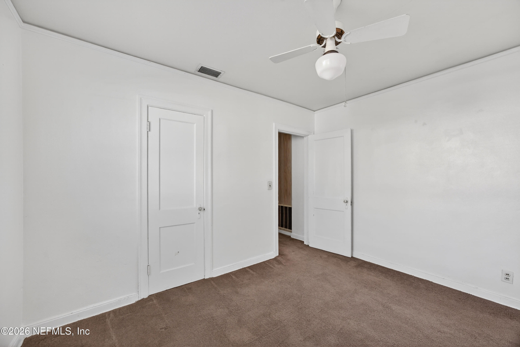 345 E 44th Street - Photo 19