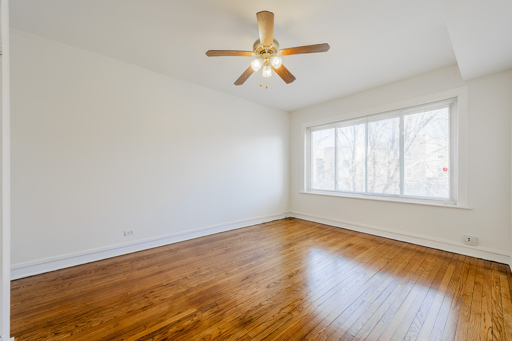 7831 S Kingston Avenue - Photo 16