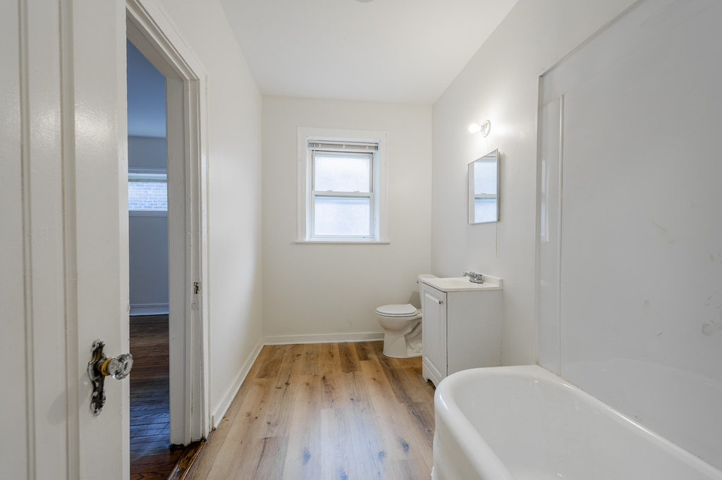 7831 S Kingston Avenue - Photo 9