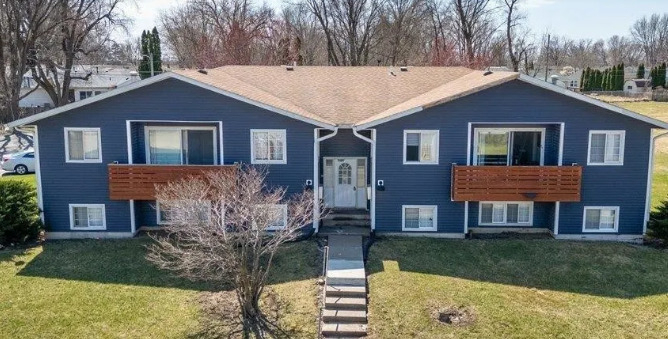 2751 W 72nd Street - Photo 0
