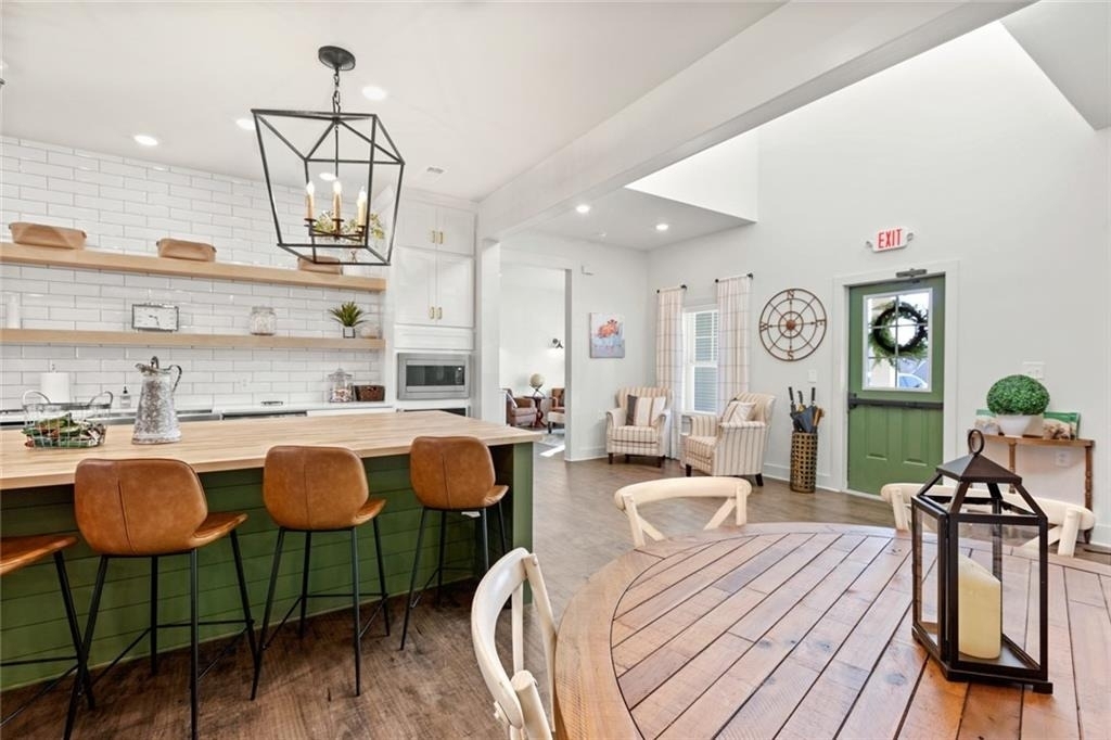 705 Charles Hardy Parkway - Photo 1