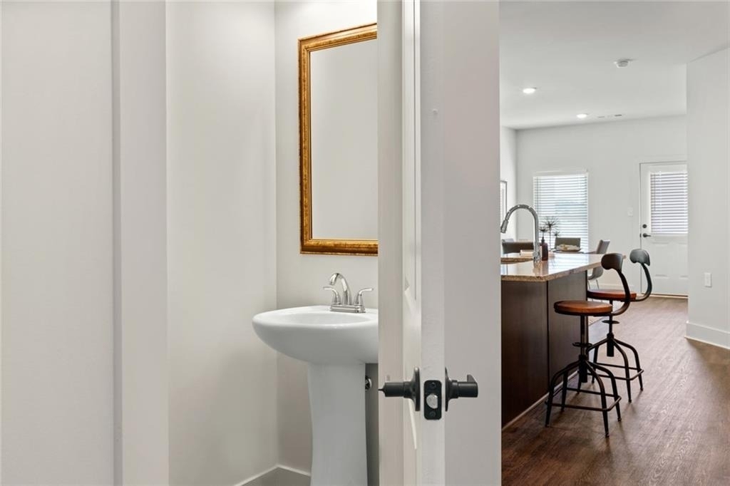 705 Charles Hardy Parkway - Photo 10