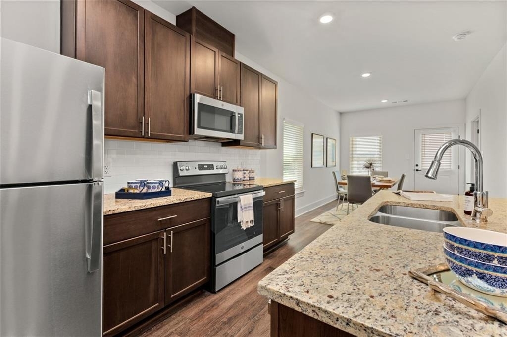 705 Charles Hardy Parkway - Photo 11