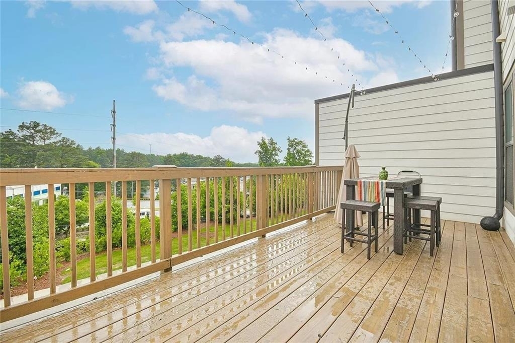 2048 Holtz Lane - Photo 25