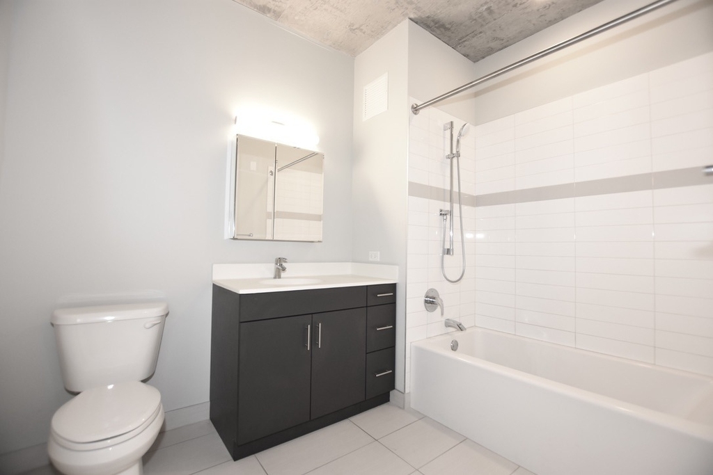60 E Randolph Street - Photo 44