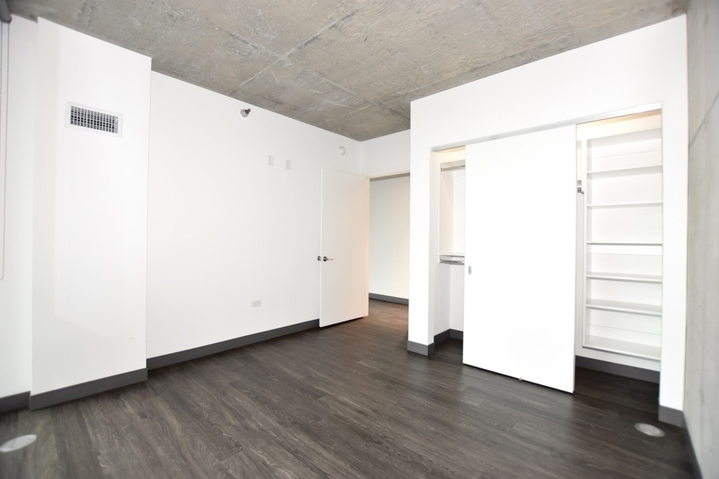 60 E Randolph Street - Photo 42