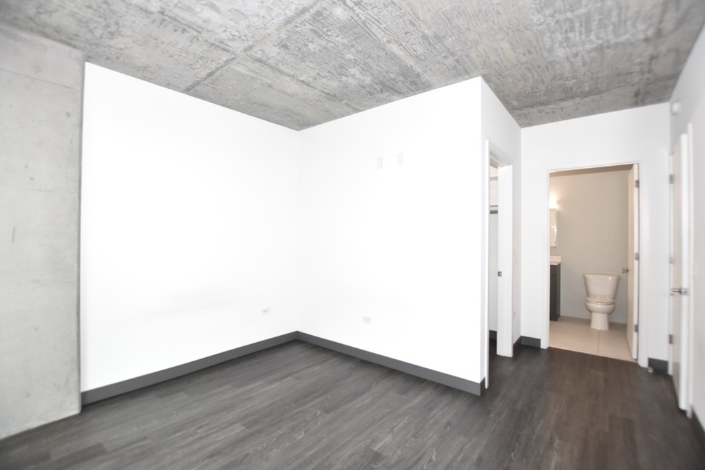 60 E Randolph Street - Photo 37