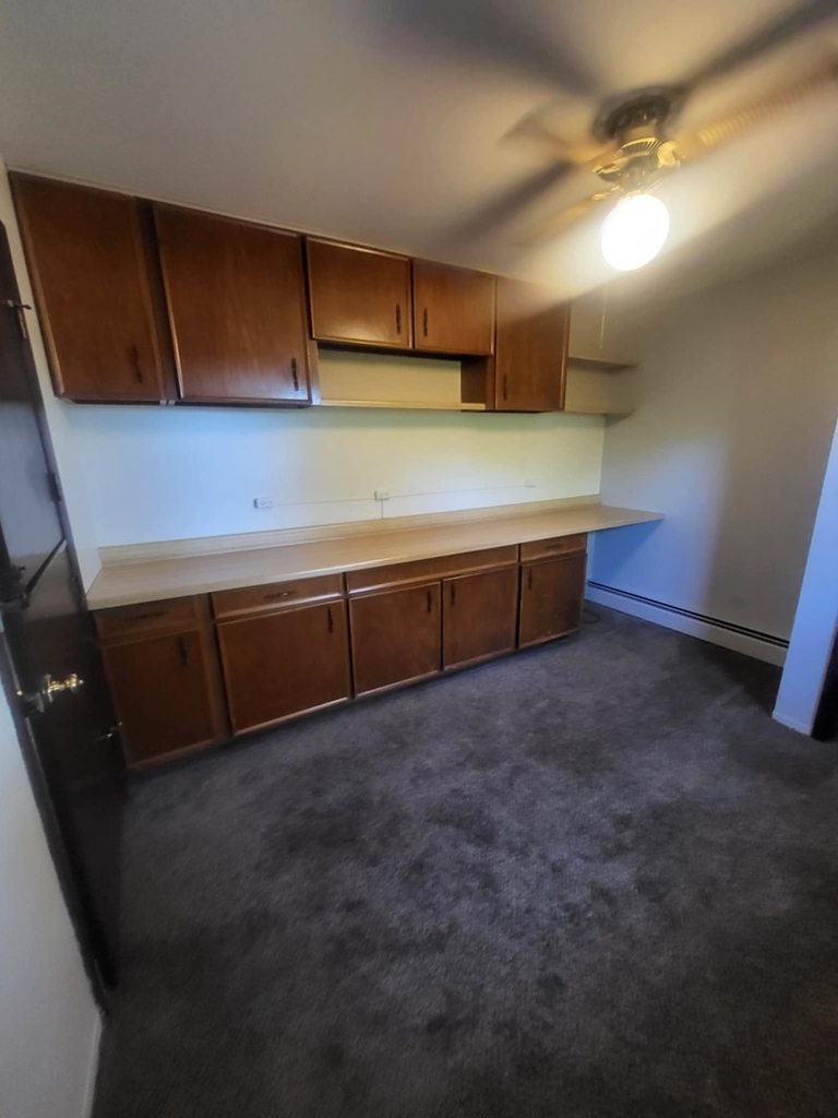8435 S 81st Avenue - Photo 10