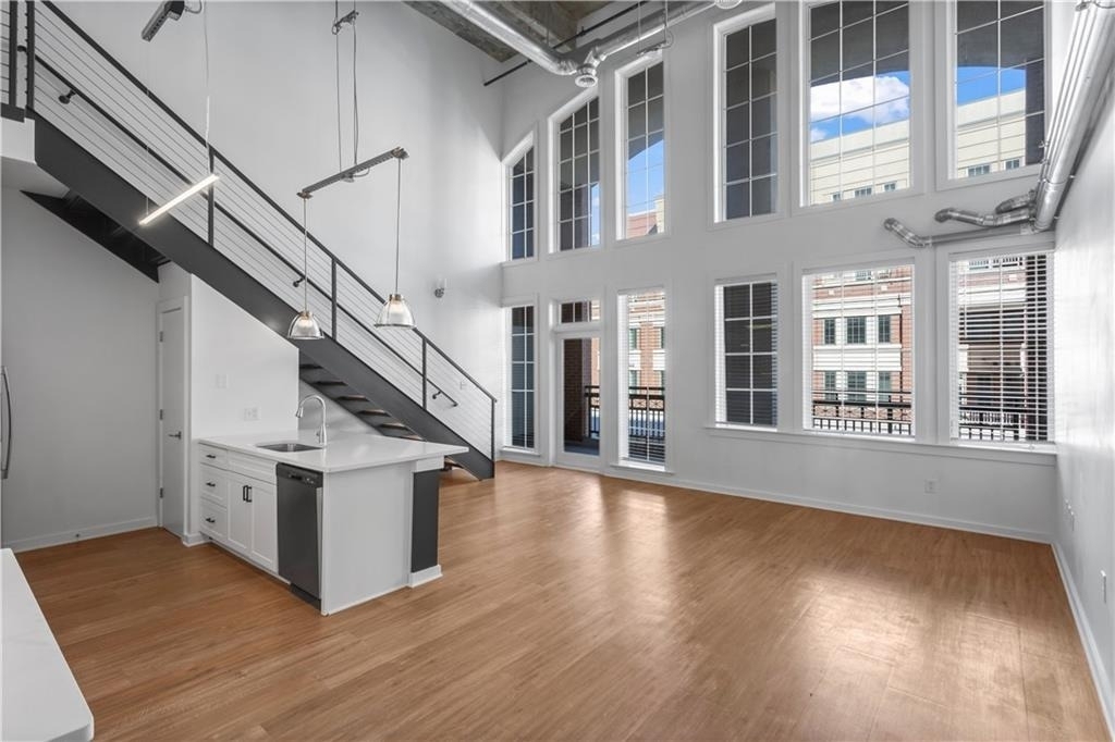 230 18th Street - Photo 4