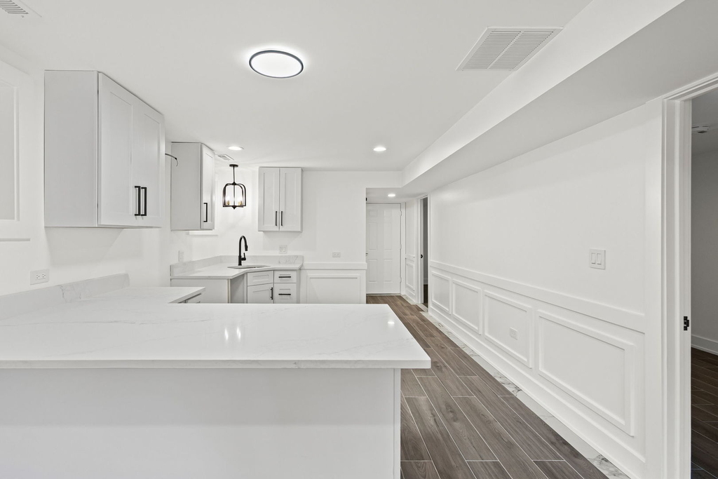 3934 N Sawyer Avenue - Photo 8