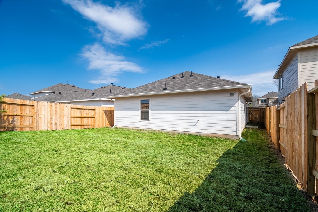 1508 Las Cuevas Drive - Photo 24