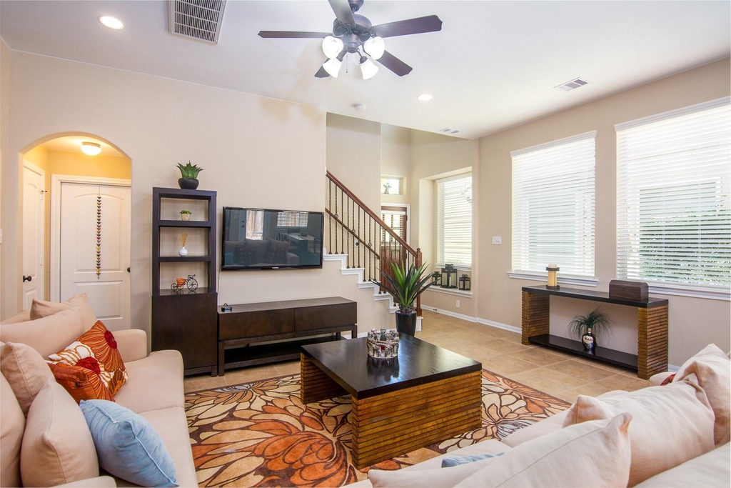 11 Cheswood Manor - Photo 1