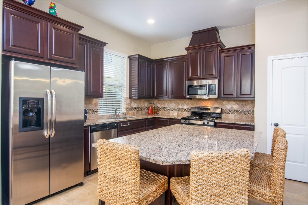11 Cheswood Manor - Photo 13