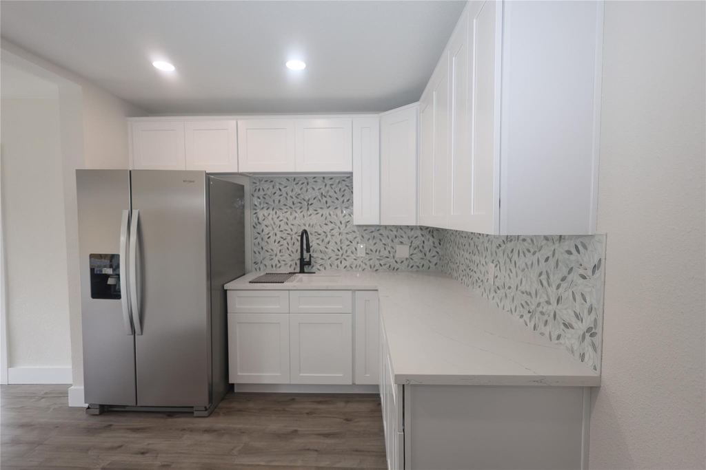 602 Higgins Street - Photo 18