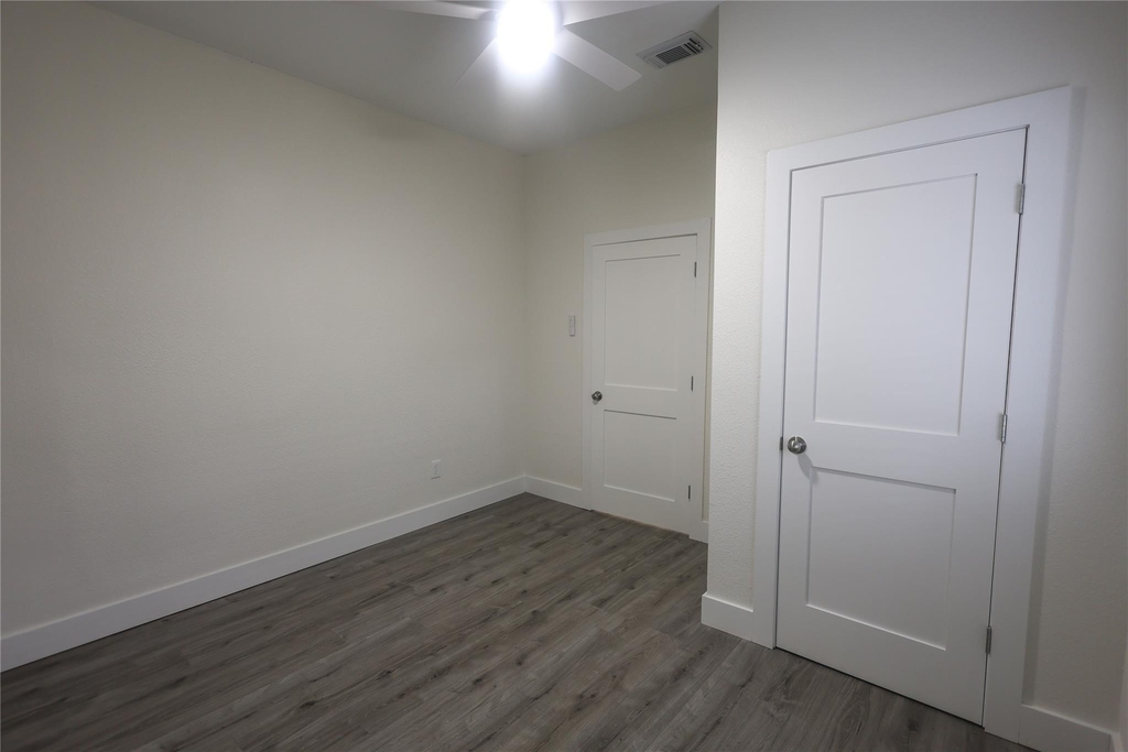 602 Higgins Street - Photo 29