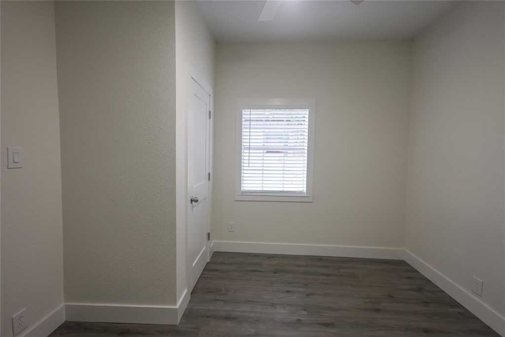 602 Higgins Street - Photo 30