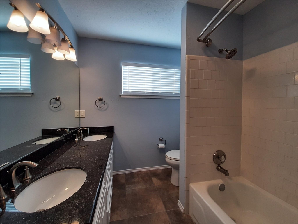 8 Fawnchase Court - Photo 24