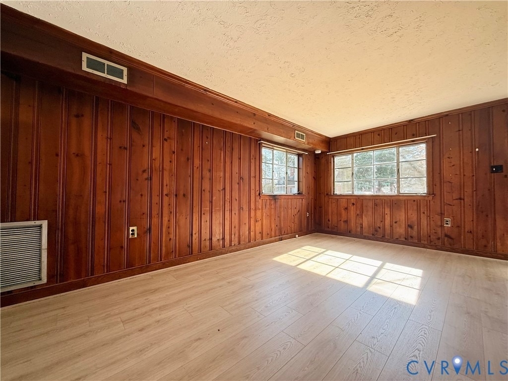 406 Bradsher Avenue - Photo 5