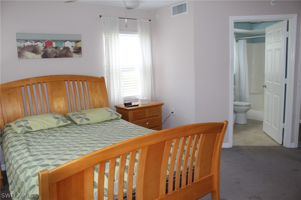 25735 Lake Amelia Way - Photo 11