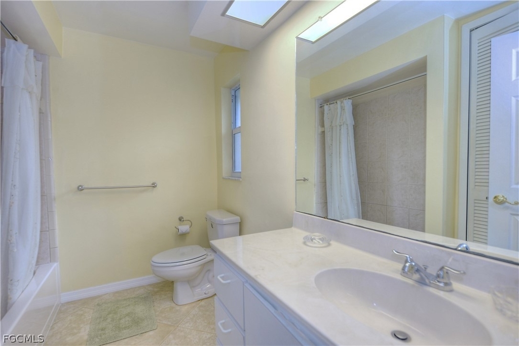 5652 Eichen Circle E - Photo 8