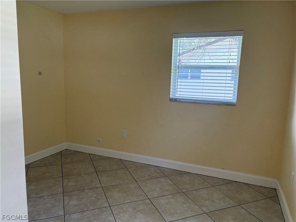 5652 Eichen Circle E - Photo 22