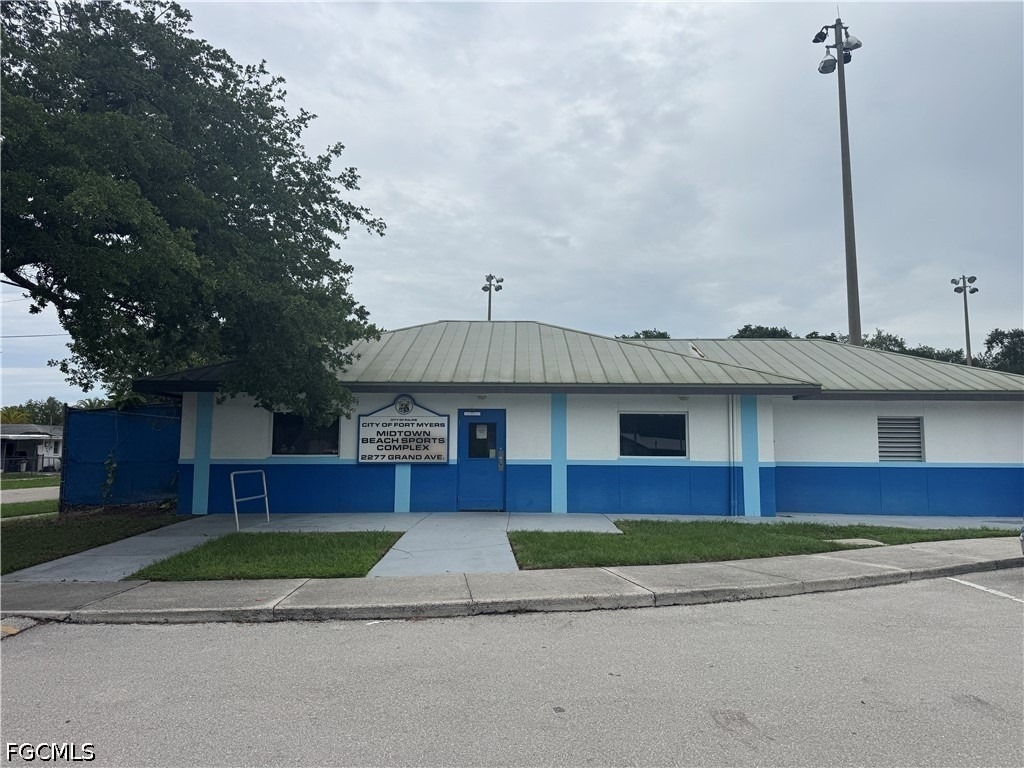 2304 Grand Avenue - Photo 10