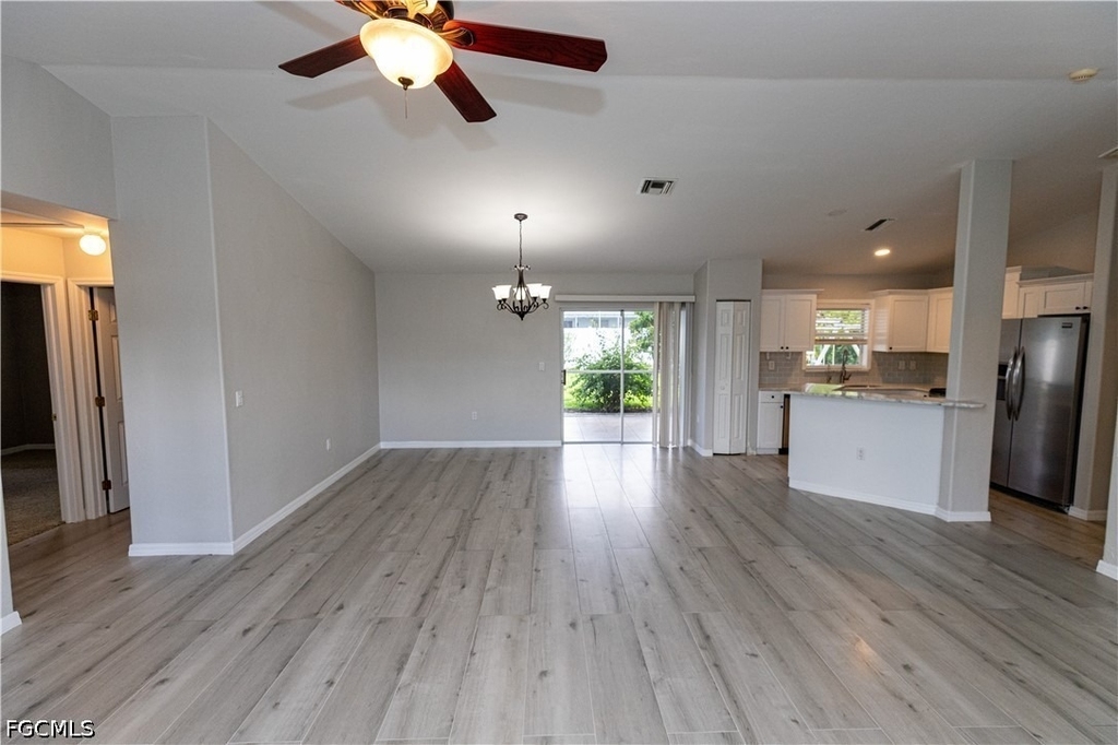 417 Se 21st Terrace - Photo 12