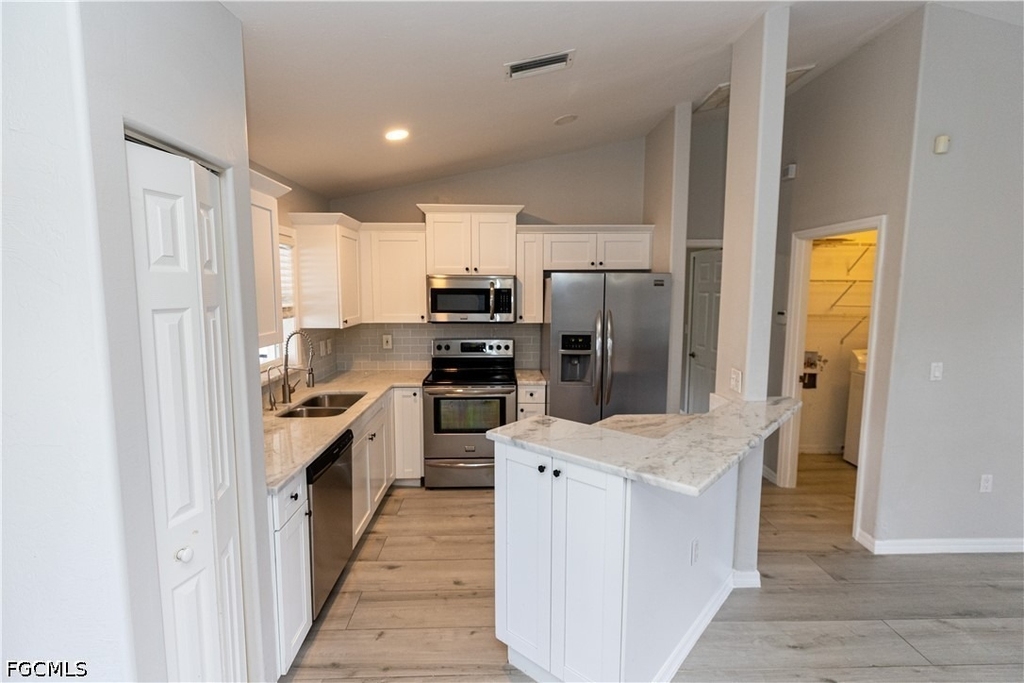 417 Se 21st Terrace - Photo 11