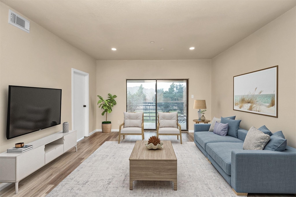 793 Davis Road - Photo 2