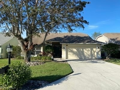 920 Belville Boulevard - Photo 1