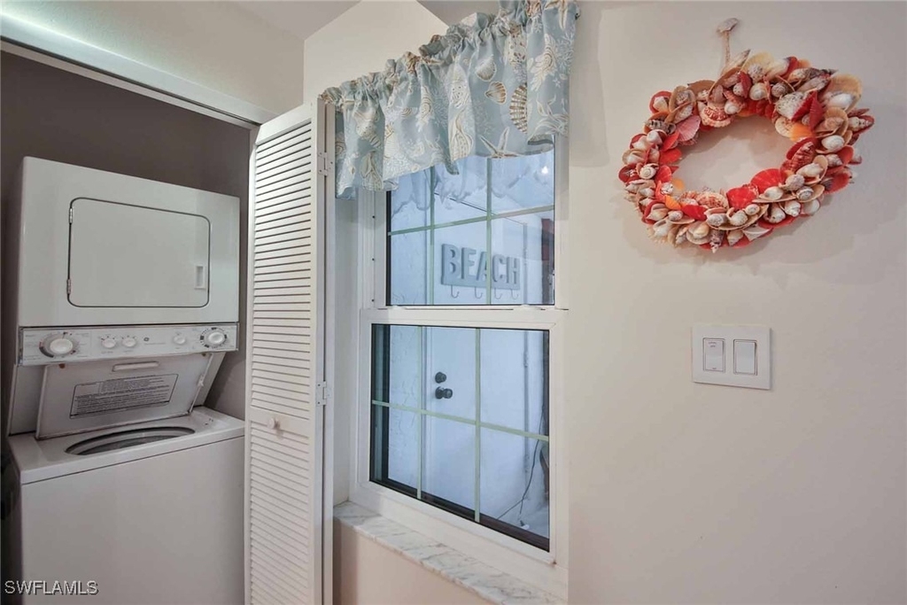 68 Marco Villas Drive - Photo 12